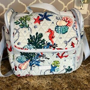 Vera Bradley lunch bag - barely used